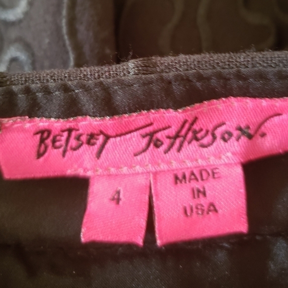 🌟 Host Pick 🌟 Betsey Johnson/ sequence skirt - Picture 5 of 8